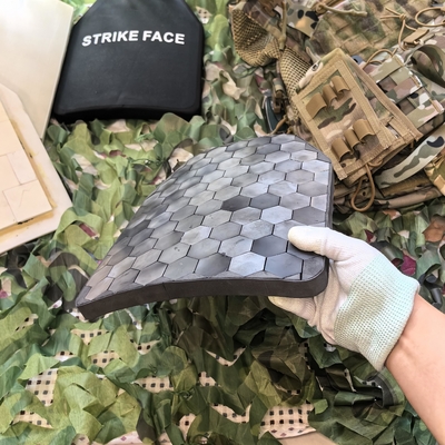 Nível máximo de proteção Blindagem militar de combate com materiais avançados e segurança