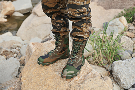 7-12 Botas táticas militares de couro com tornozelo isolado resistente a impactos e não comprimido