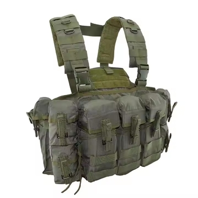 Material de nylon verde Táctico de peito equipado com bolsa de revista para treinamento tático e atividades ao ar livre