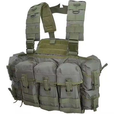 Material de nylon verde Táctico de peito equipado com bolsa de revista para treinamento tático e atividades ao ar livre