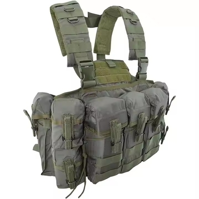 Material de nylon verde Táctico de peito equipado com bolsa de revista para treinamento tático e atividades ao ar livre