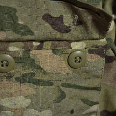 Os EUA camuflam o uniforme tático militar do combate da ACU do desgaste para o Paintball de Wargame